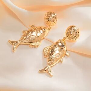 Vintage Gold Fish Dangle Earrings
